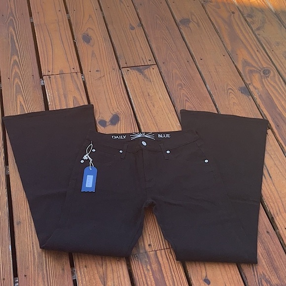 NWT Daily Blue by AG Peace Black Bell Flare Jeans Size 28 - Picture 4 of 13